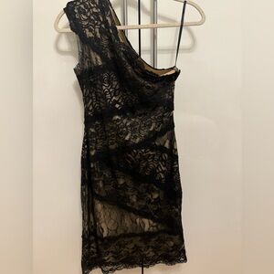 Black/cream lace dress